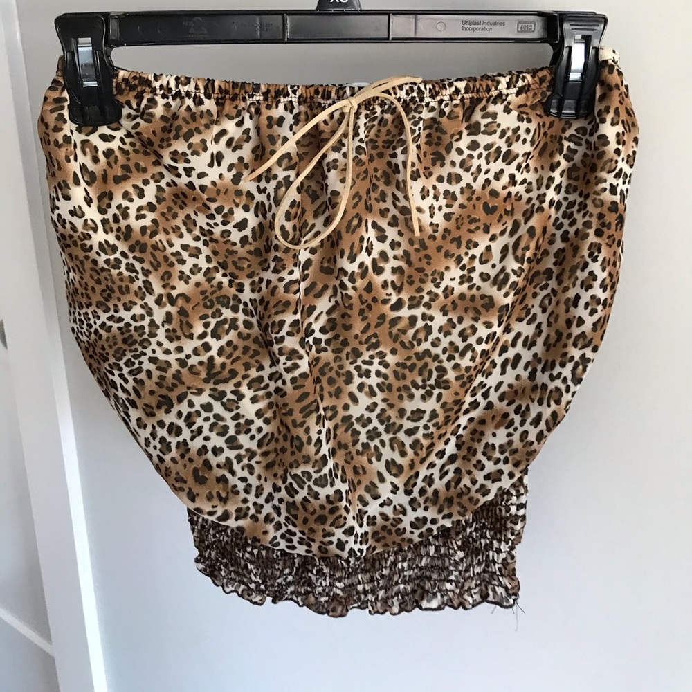 Top - Picture 2 of 3